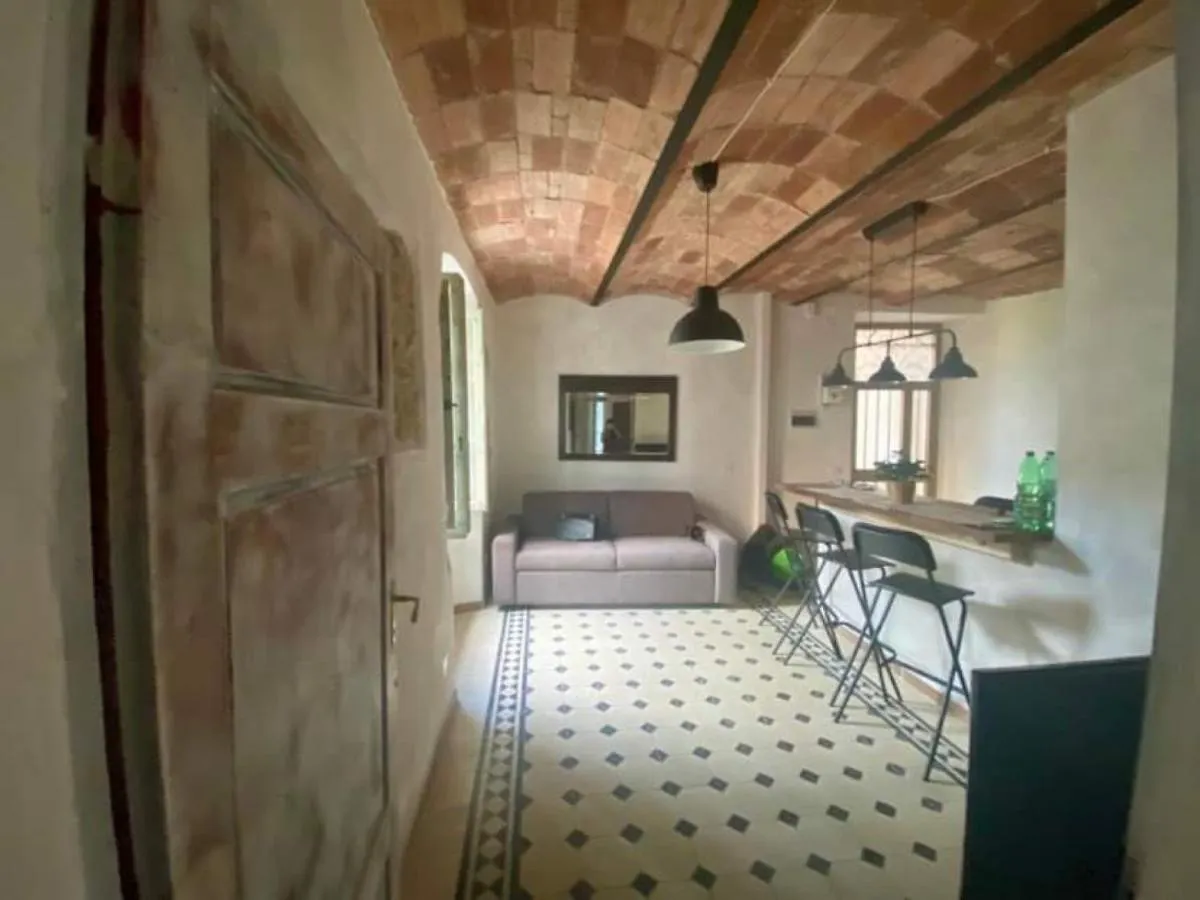 Urban City Room Manciano